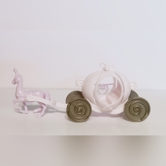 Boley Ice Princess Horse drawn Cinderella style carriage frozen snow white - Picture 2 of 7